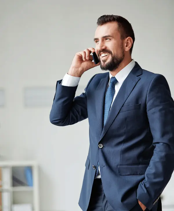 man doet aan Cold calling